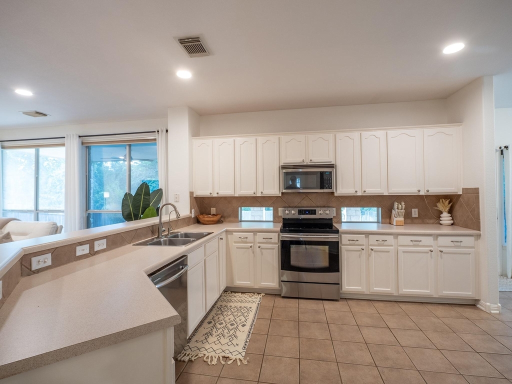 1733 Chasewood Dr - Photo 12