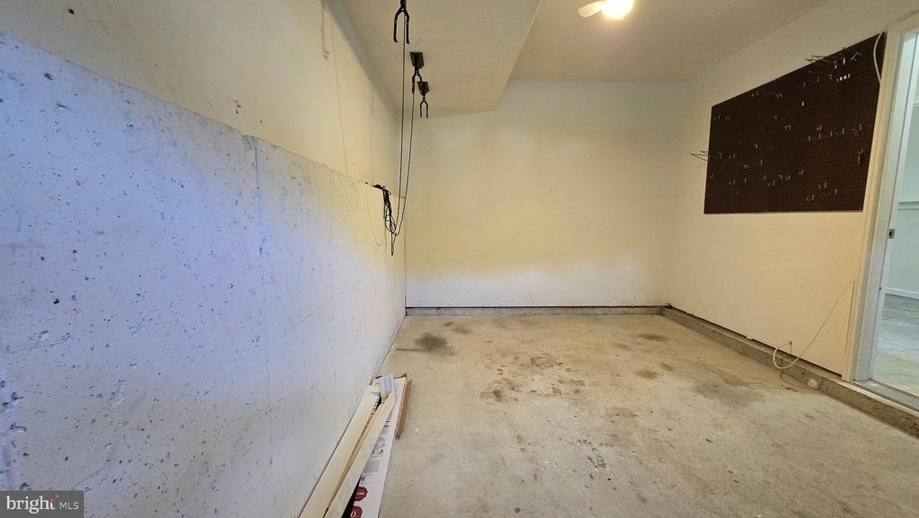 220 Trafalgar Drive - Photo 55