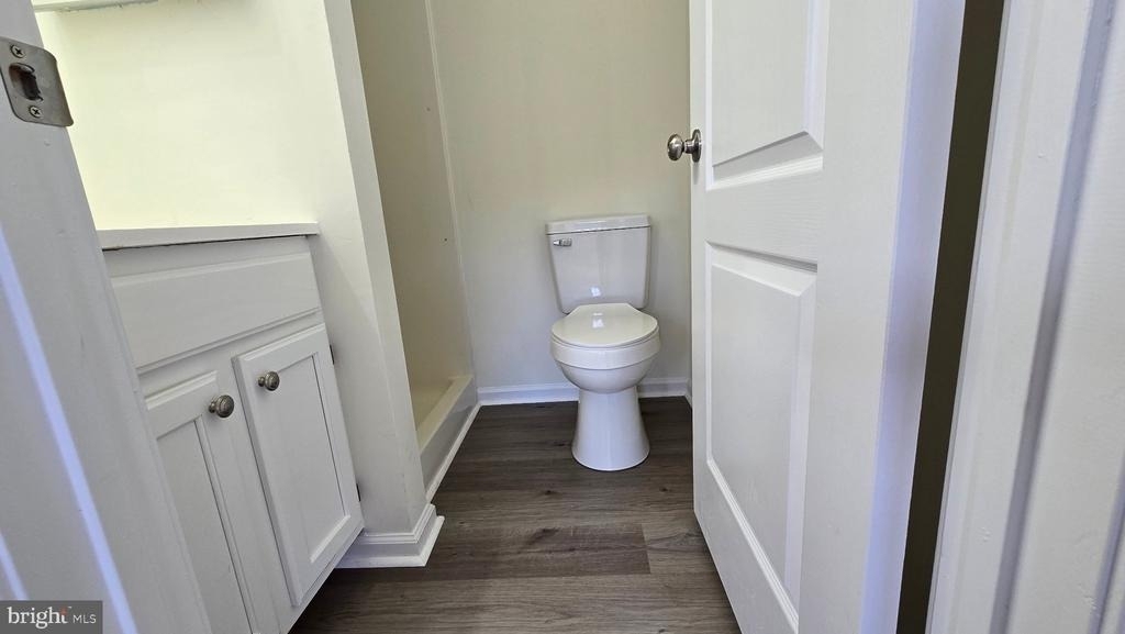 220 Trafalgar Drive - Photo 25