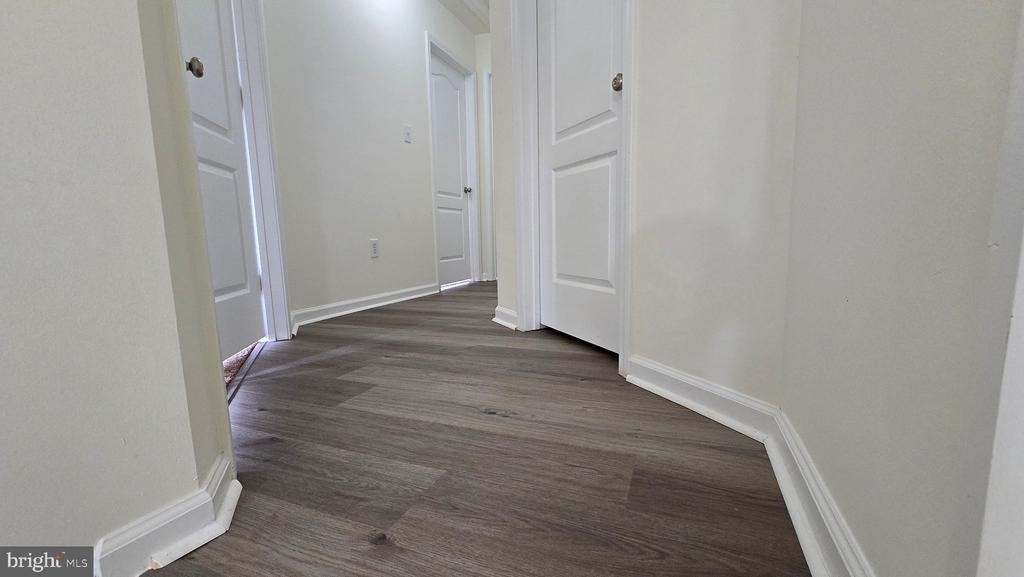 220 Trafalgar Drive - Photo 21