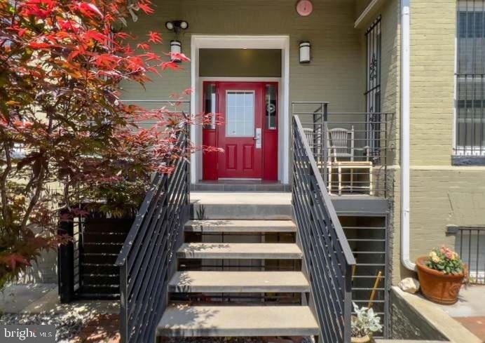 207 R Street Nw - Photo 2