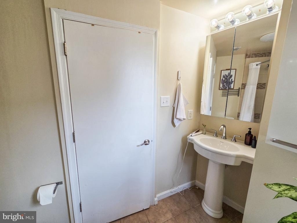 207 R Street Nw - Photo 10