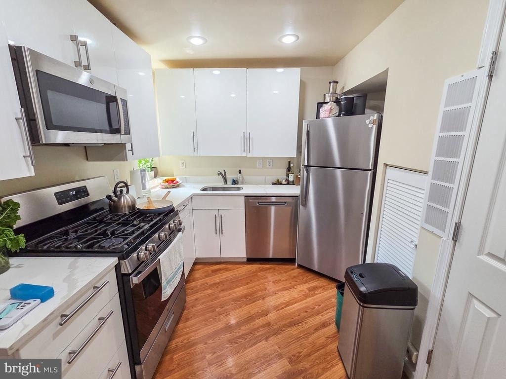 207 R Street Nw - Photo 0