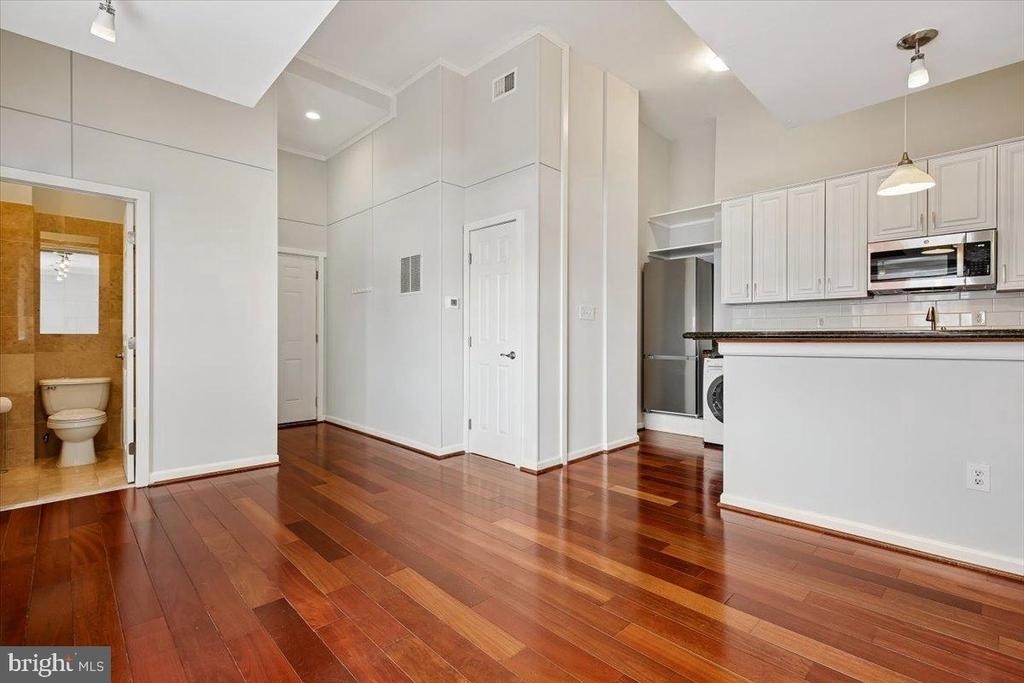 1125 12th Street Nw - Photo 6