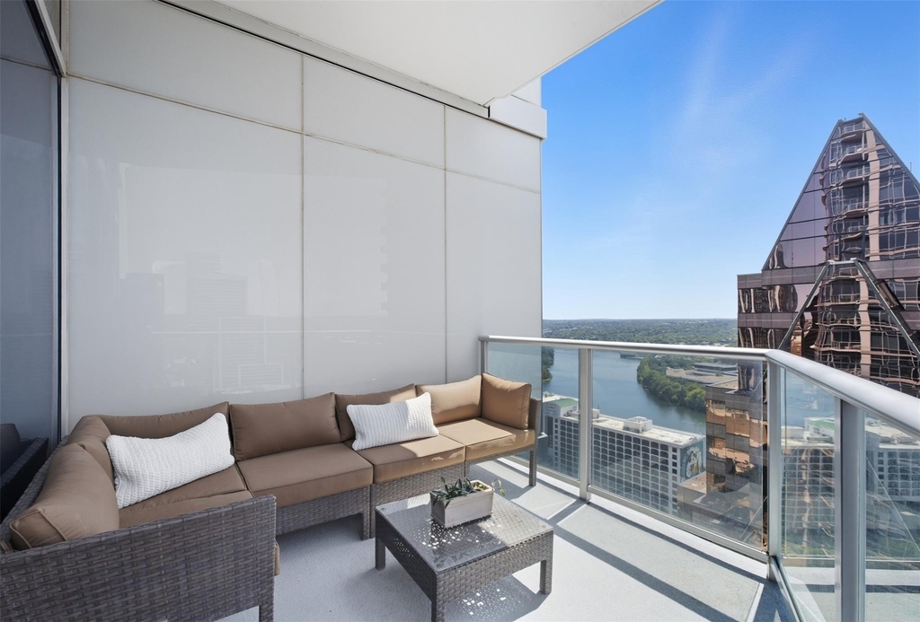 200 Congress Ave - Photo 1