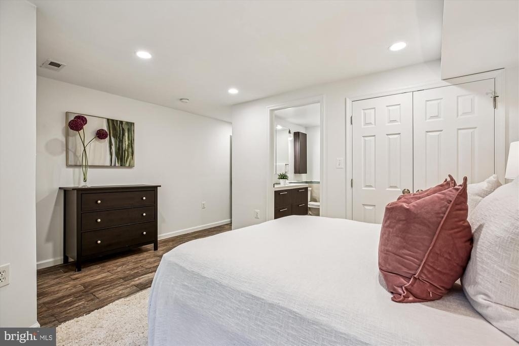 13 R Street Ne - Photo 26