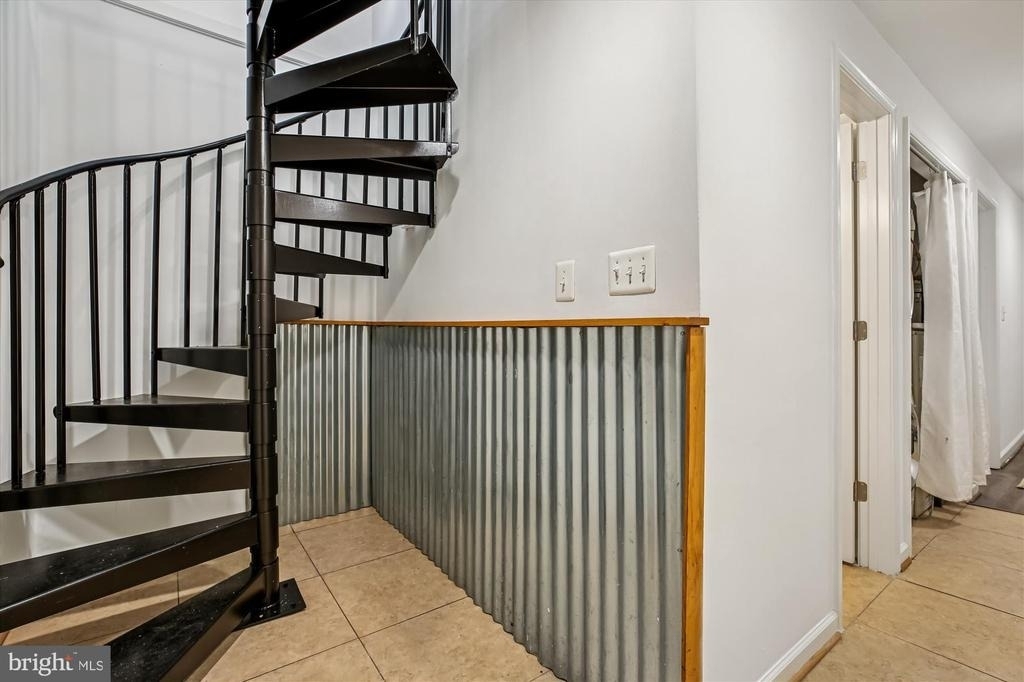 13 R Street Ne - Photo 19