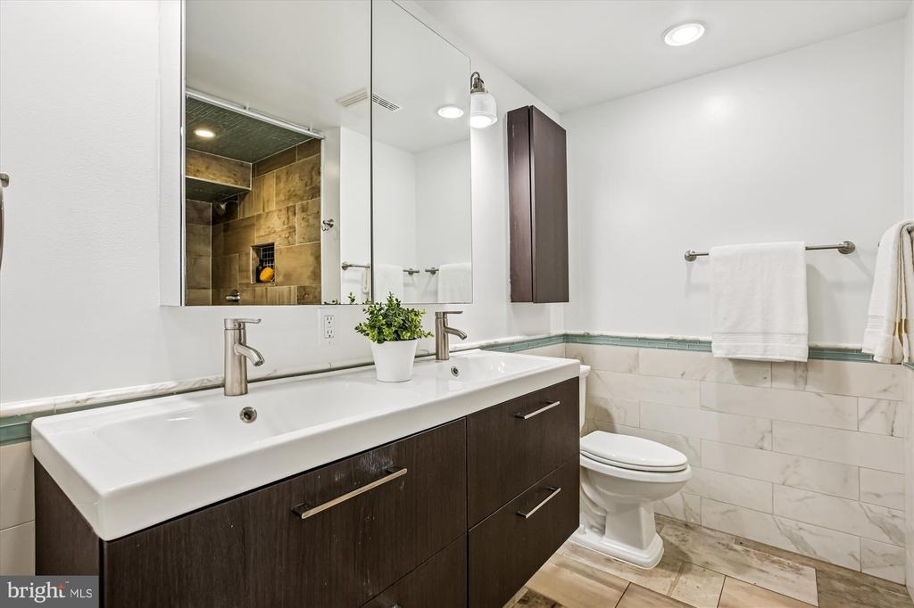 13 R Street Ne - Photo 27