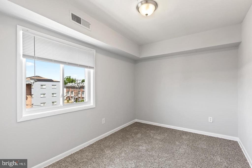 5344 C Street Se - Photo 11
