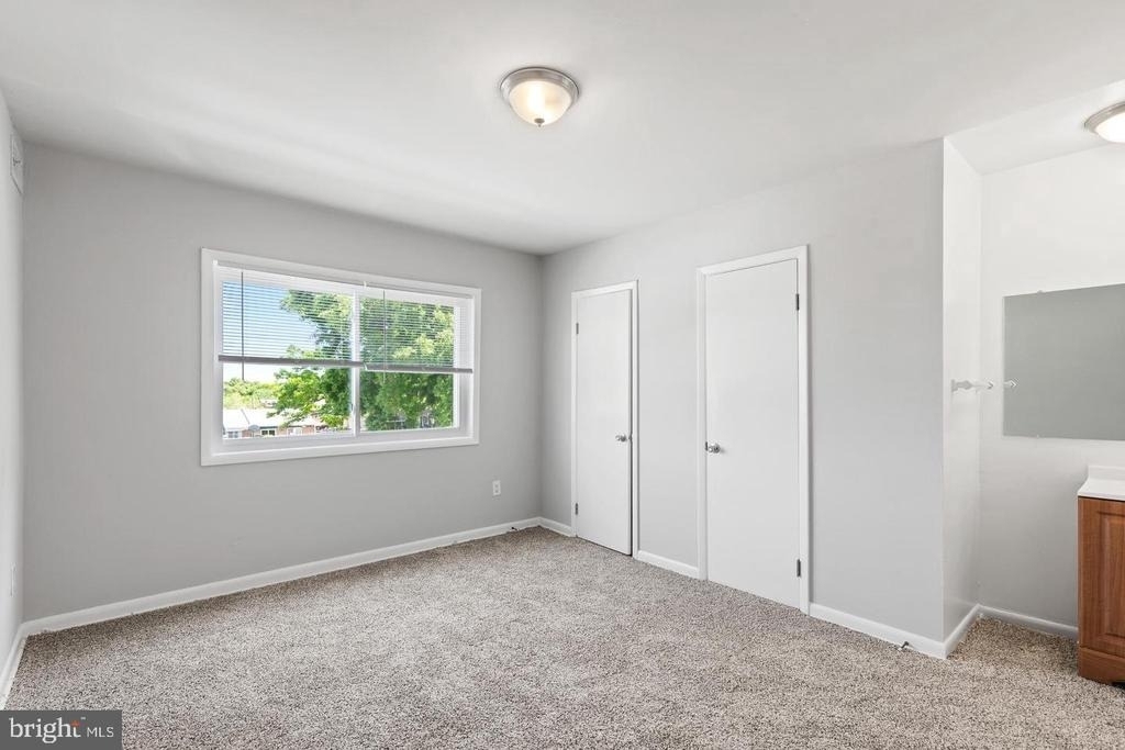 5344 C Street Se - Photo 9