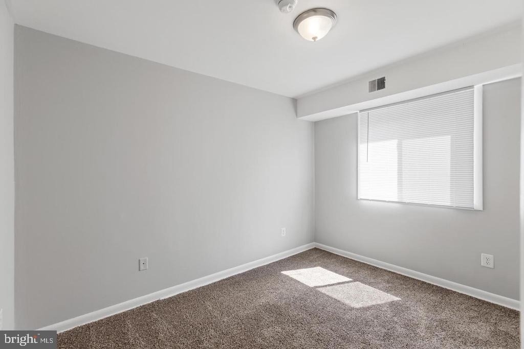 5344 C Street Se - Photo 6
