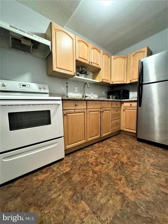 1311 Delaware Avenue Sw - Photo 3