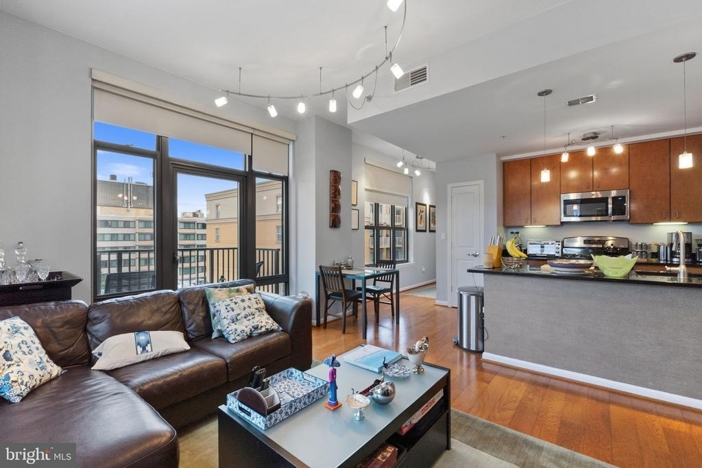 1001 L Street Nw - Photo 5