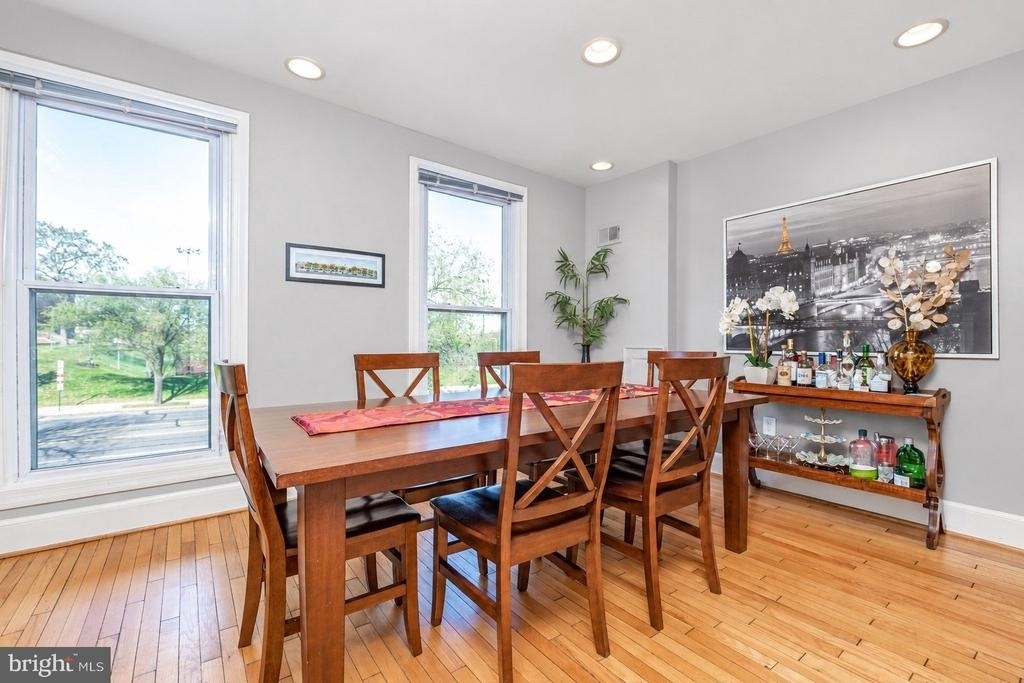 1815 E East Capitol Street Se - Photo 6