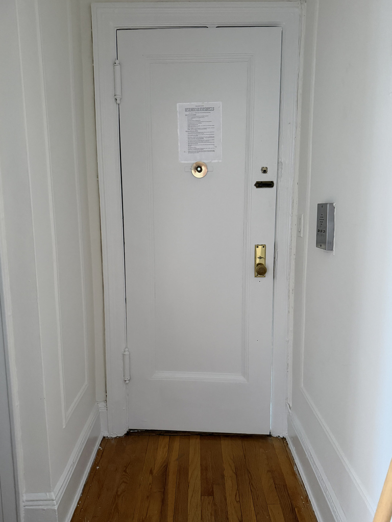 31-15 21st Avenue - Photo 12