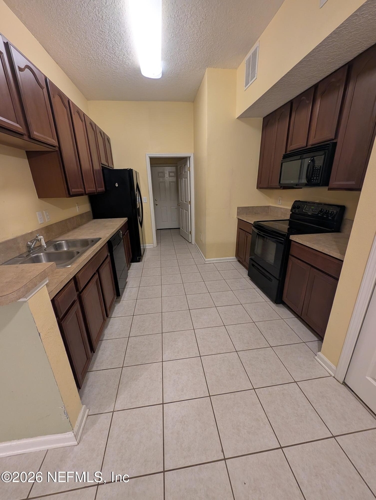 7054 Snowy Canyon Drive - Photo 1