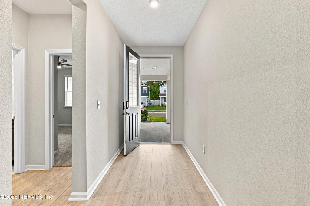 136 Holly Creek Drive - Photo 33