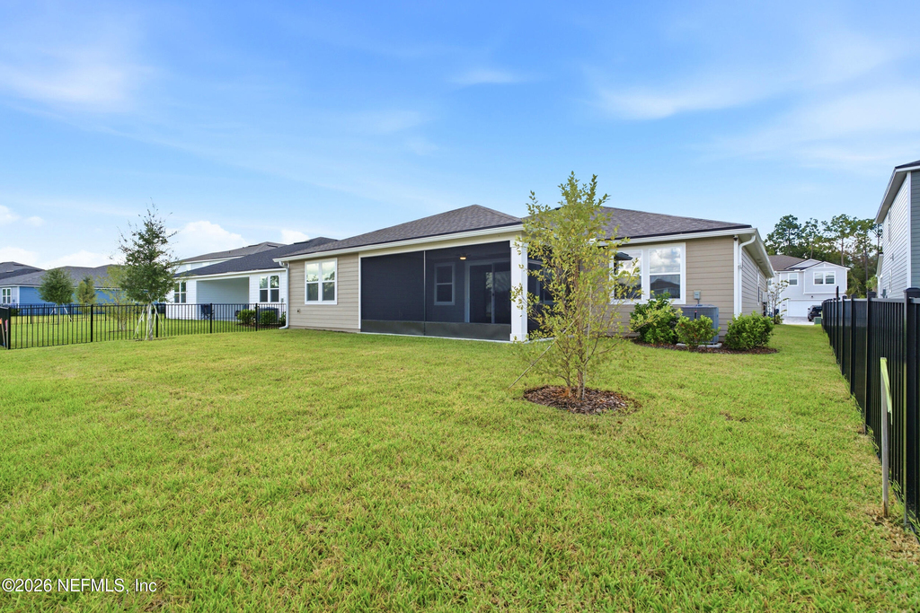 136 Holly Creek Drive - Photo 4