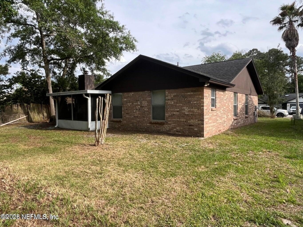 1557 Shearwater Drive - Photo 4