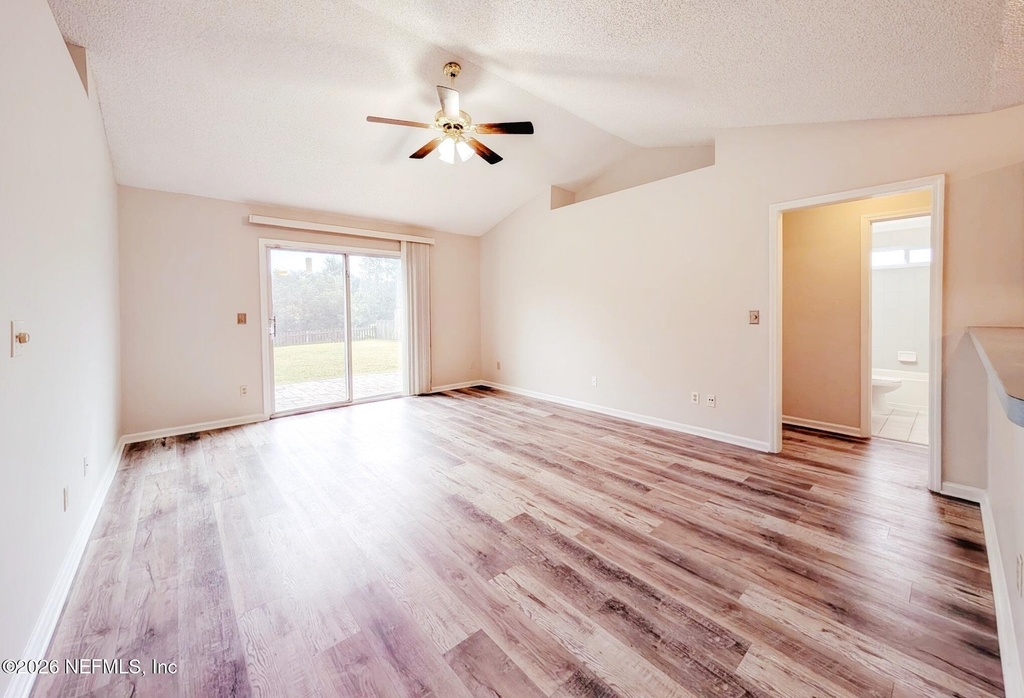 4483 Cobblefield Circle E - Photo 4