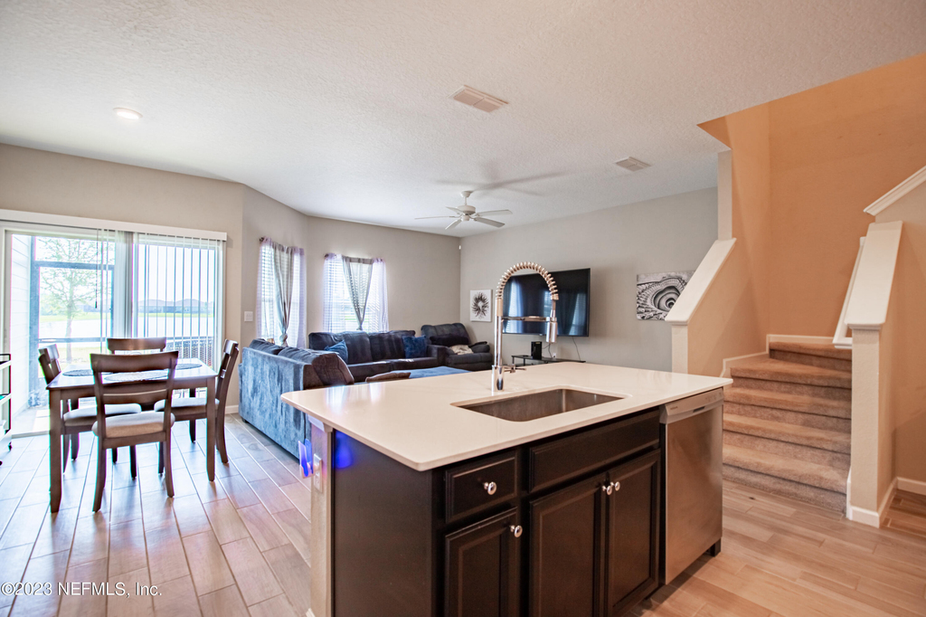10377 Benson Lake Drive - Photo 7