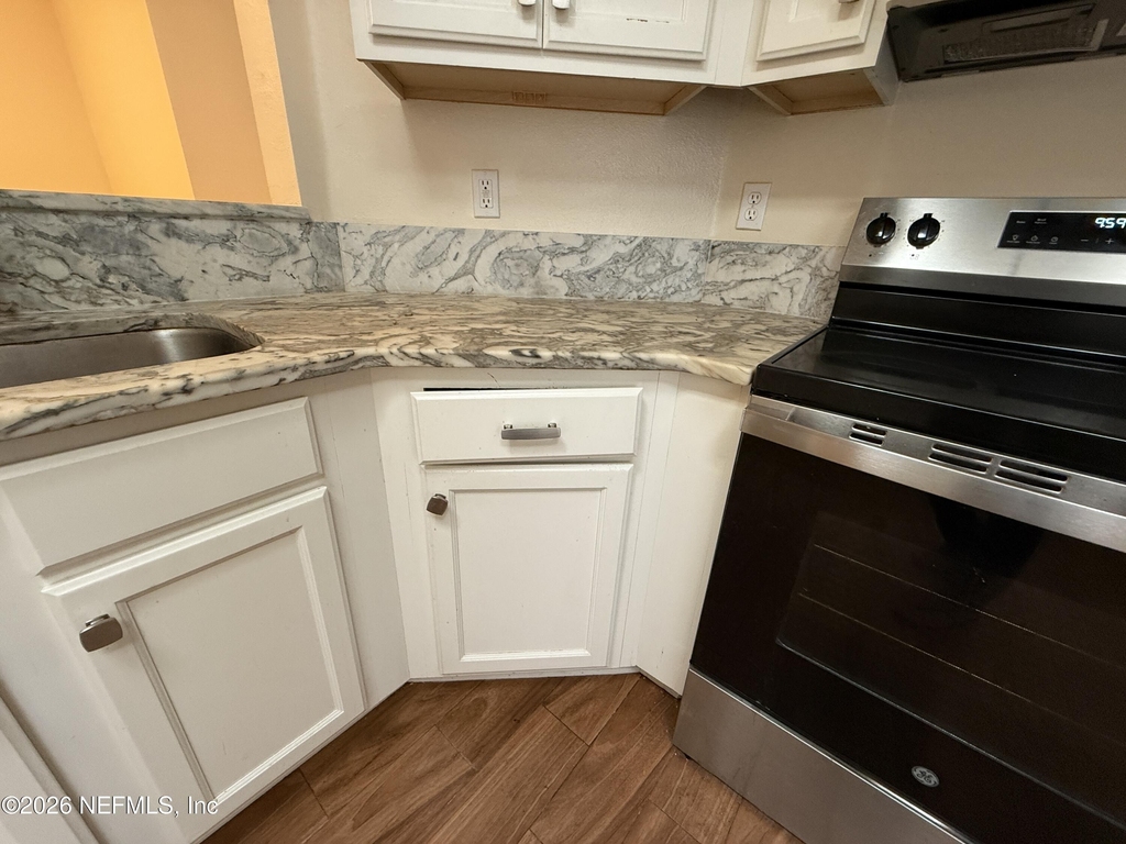 1800 Green Springs Circle - Photo 4