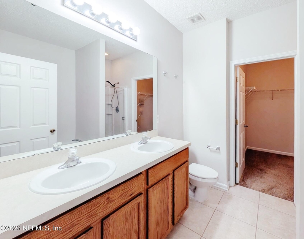 12301 Kernan Forest Boulevard - Photo 7