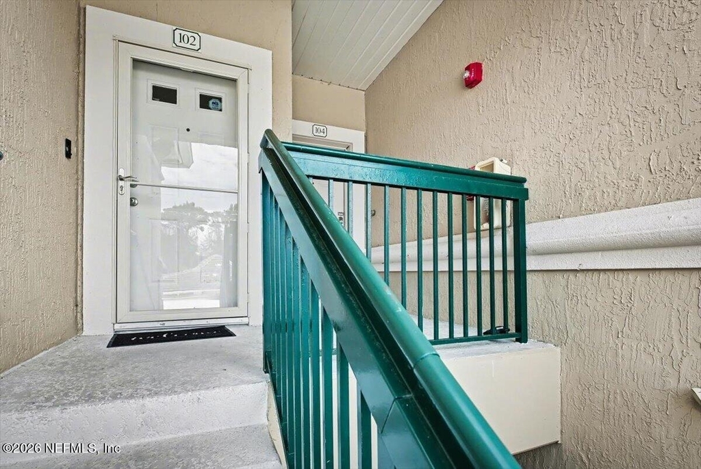 100 Bermuda Bay Circle - Photo 4