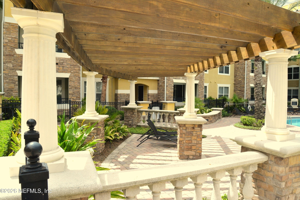 8539 Gate Parkway W - Photo 13