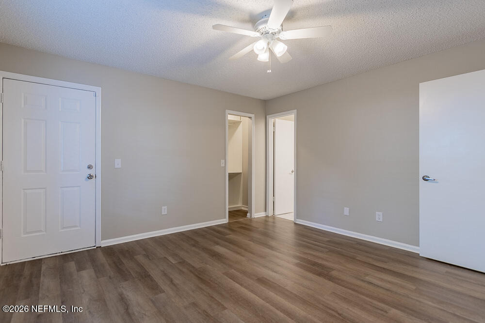 1067 Hibiscus Street - Photo 16