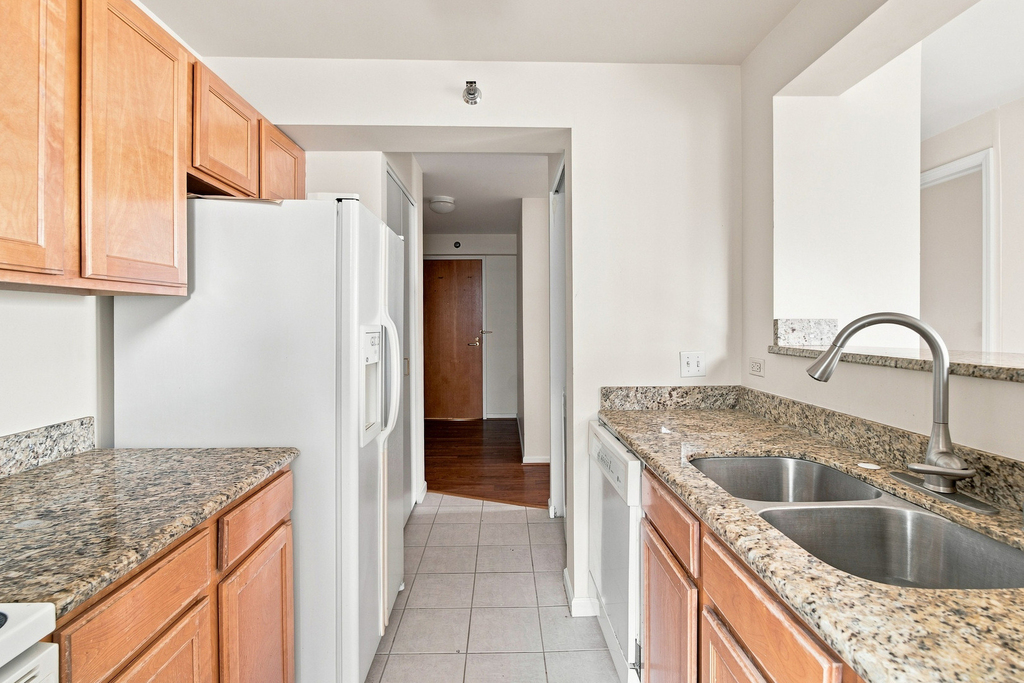 345 N La Salle Street - Photo 4