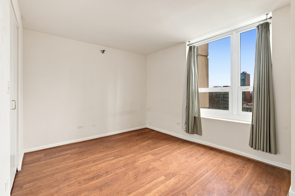 345 N La Salle Street - Photo 7
