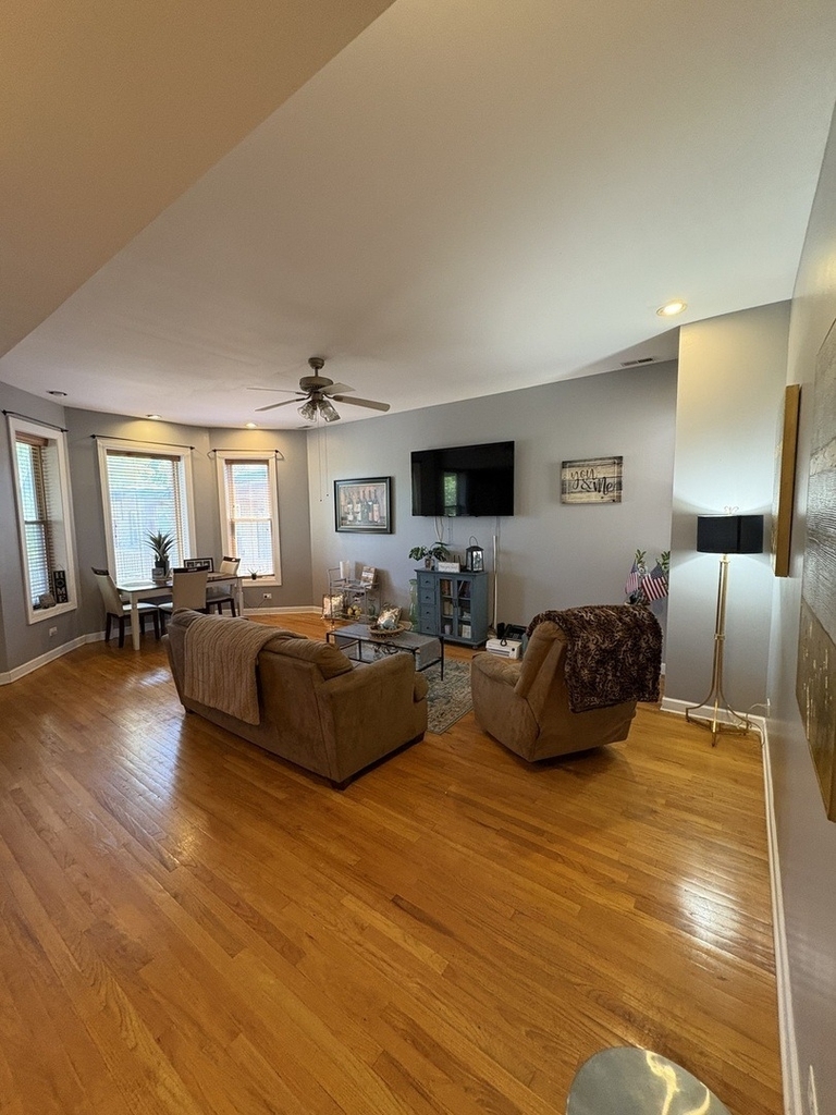 6435 S Kenwood Avenue - Photo 2