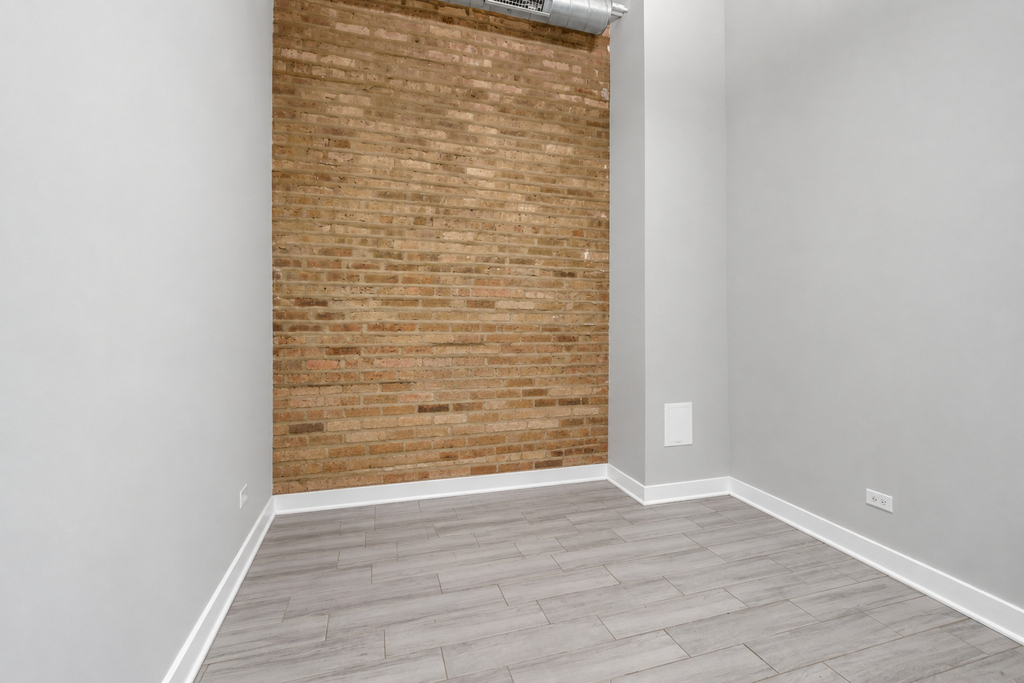 4437 W Fullerton Avenue - Photo 12