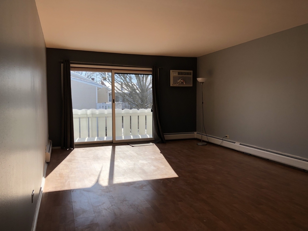 600 Bayside Drive - Photo 2