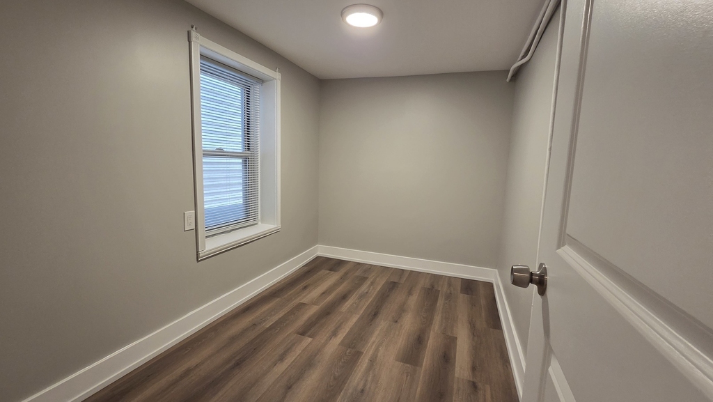2235 W 21st Place - Photo 4