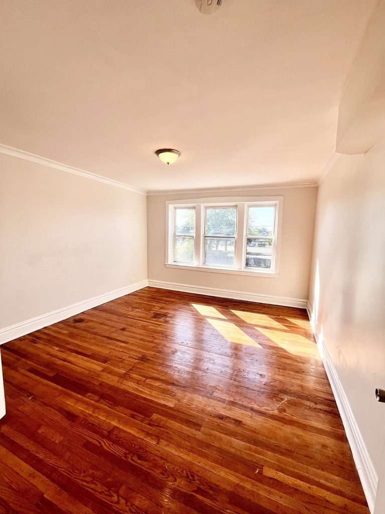 2119 S 51st Avenue - Photo 5