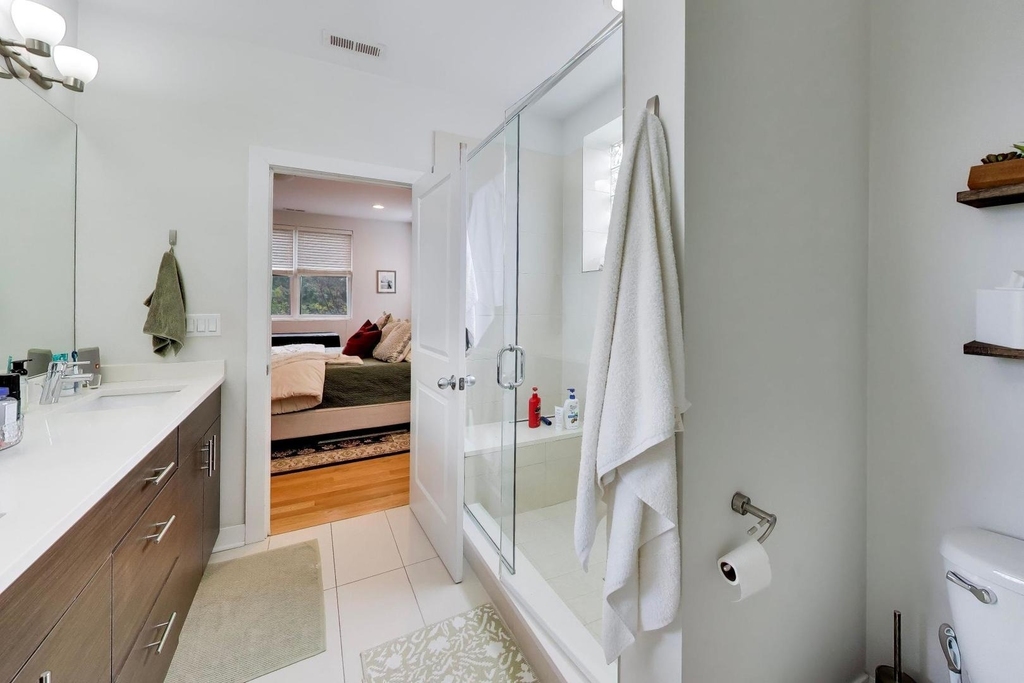 693 N Peoria Street - Photo 14