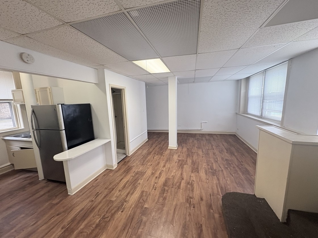 6616 W Windsor Avenue - Photo 3