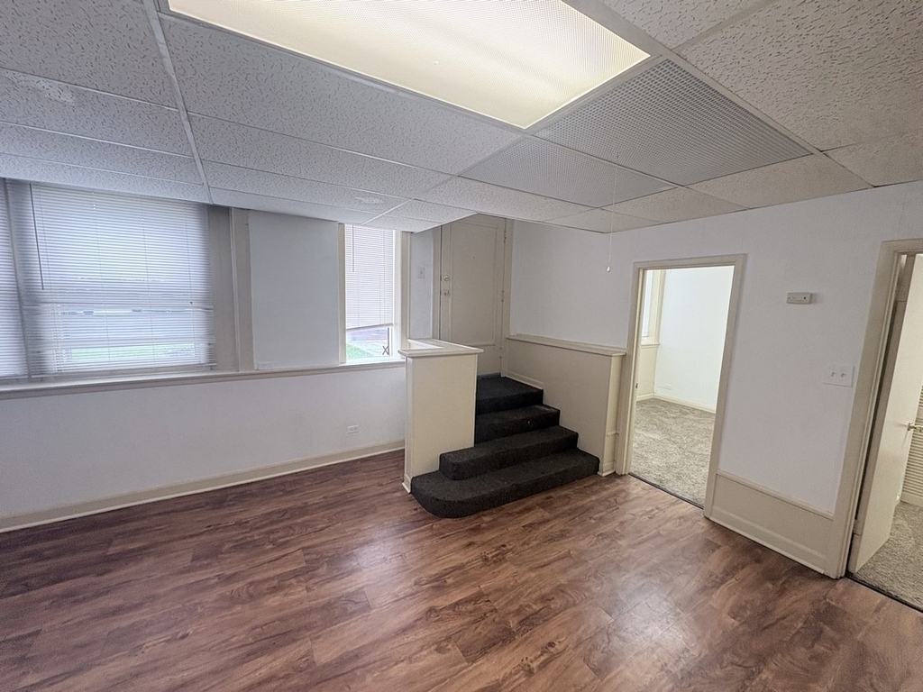 6616 W Windsor Avenue - Photo 2