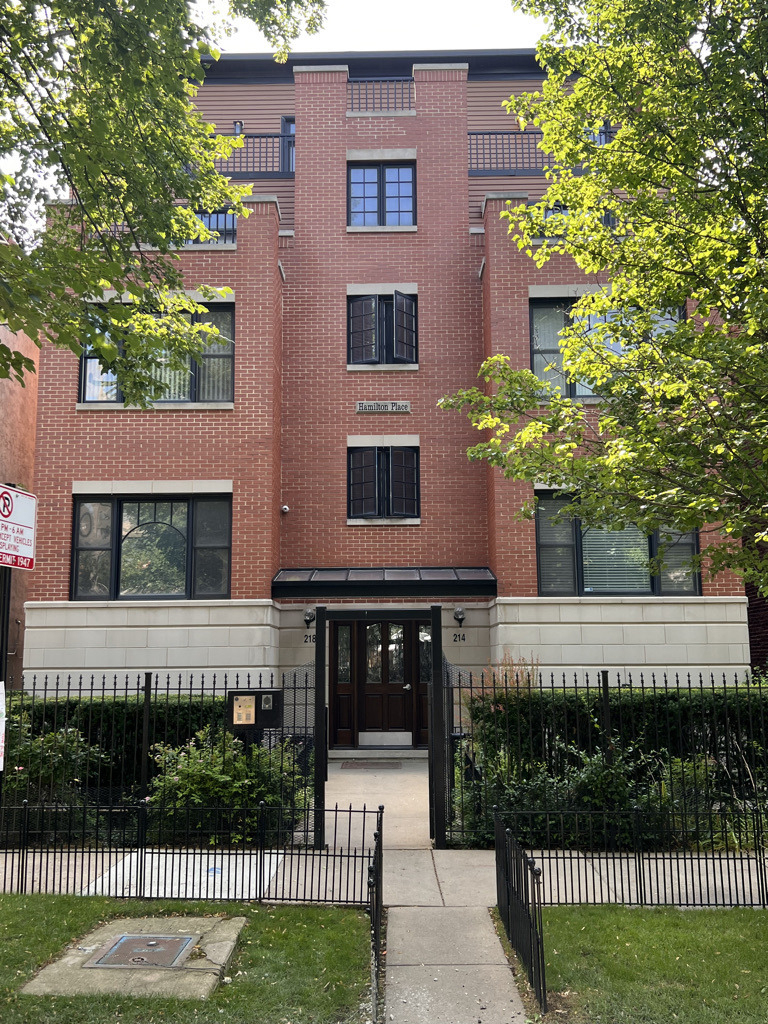 218 S Hamilton Avenue - Photo 0
