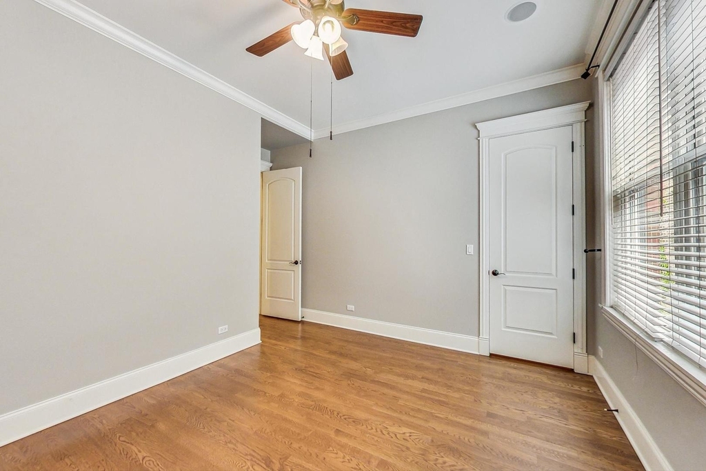 4721 N Malden Street - Photo 17