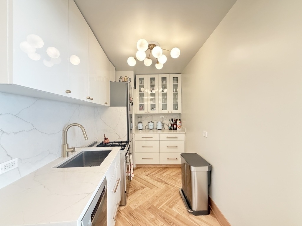 1150 N Lake Shore Drive - Photo 2