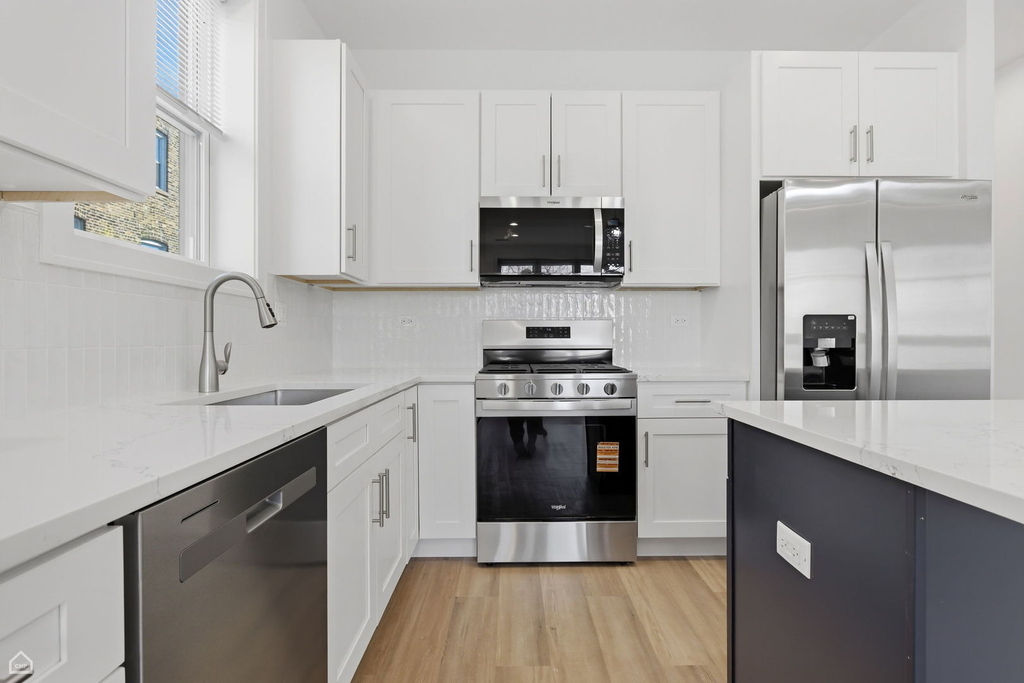 4841 S Prairie Avenue - Photo 8