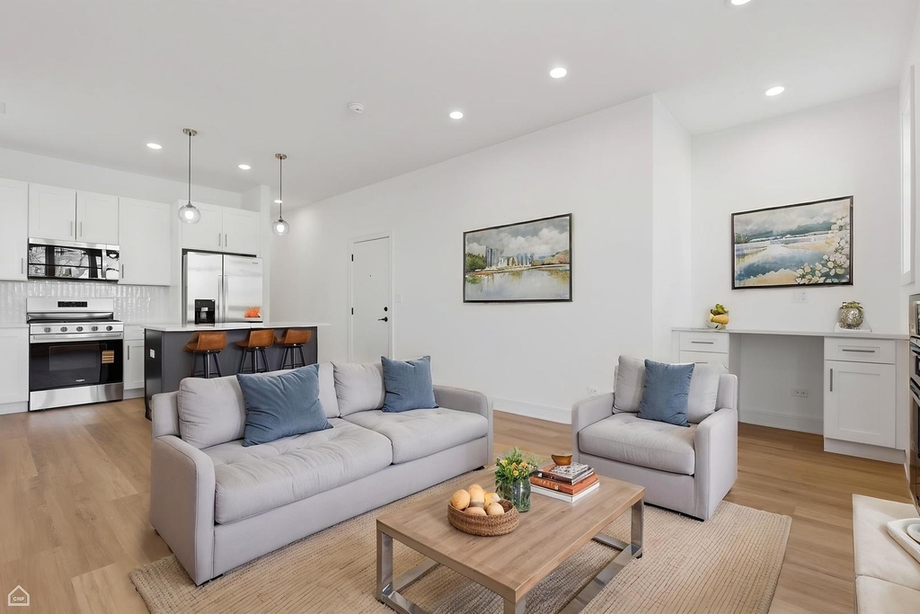 4841 S Prairie Avenue - Photo 3