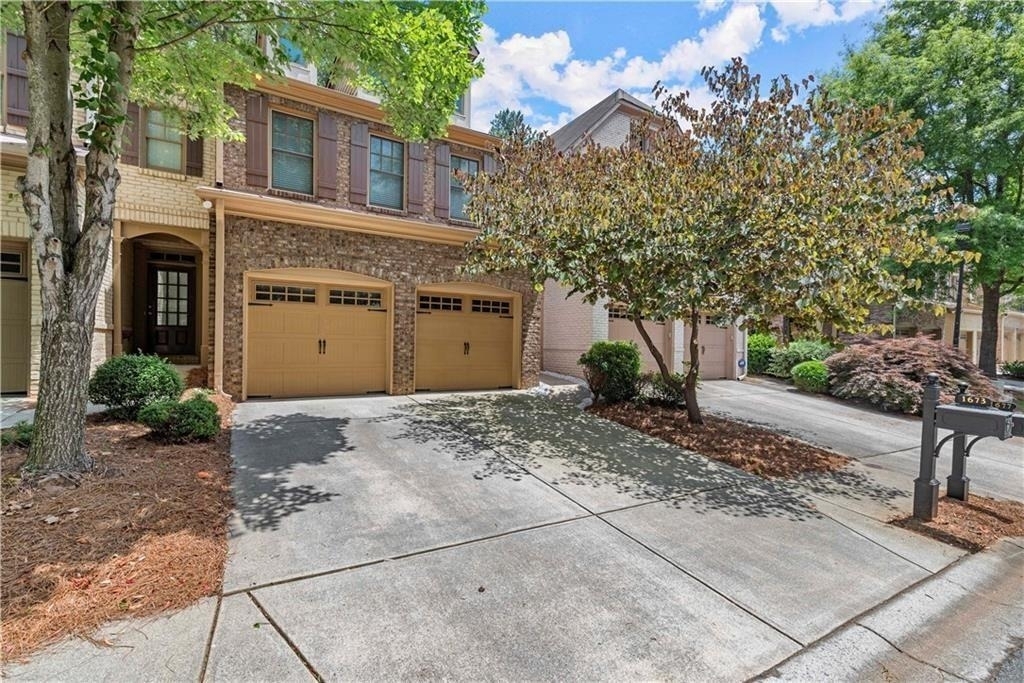 1673 Caswell Parkway - Photo 0