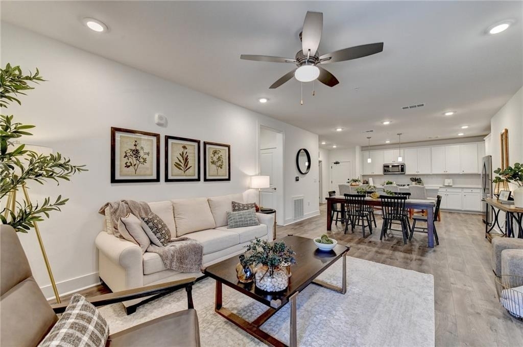 3342 Orwell Way - Photo 4