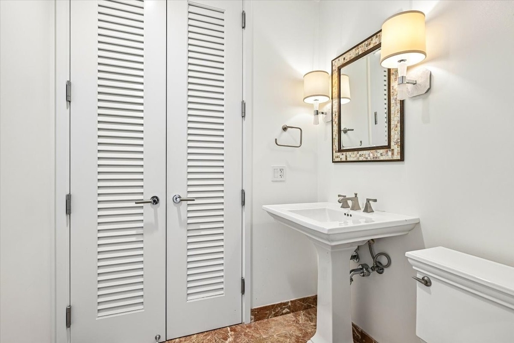401 N Wabash Avenue - Photo 10