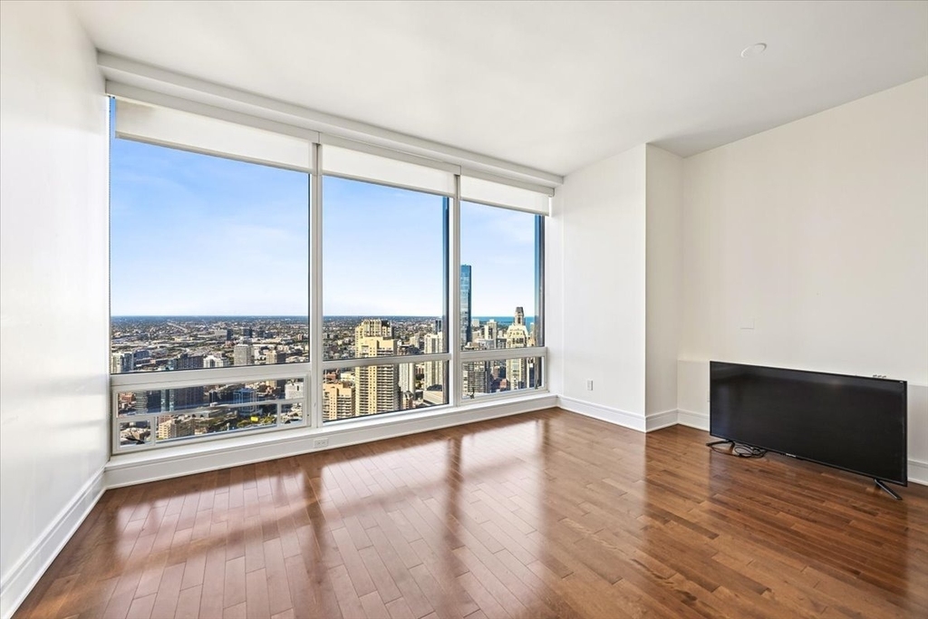 401 N Wabash Avenue - Photo 5