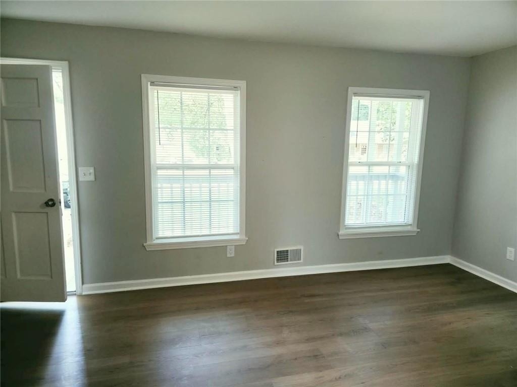 5542 Shawnee Trail - Photo 1
